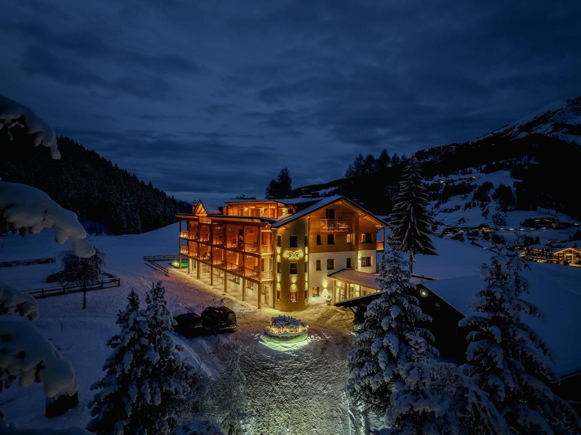 Hotel Pozzamanigoni Selva di Val Gardena Ngoại thất bức ảnh